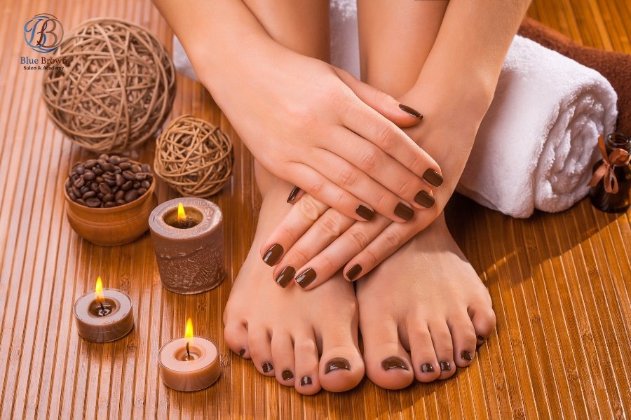 Deluxe Manicure Pedicure